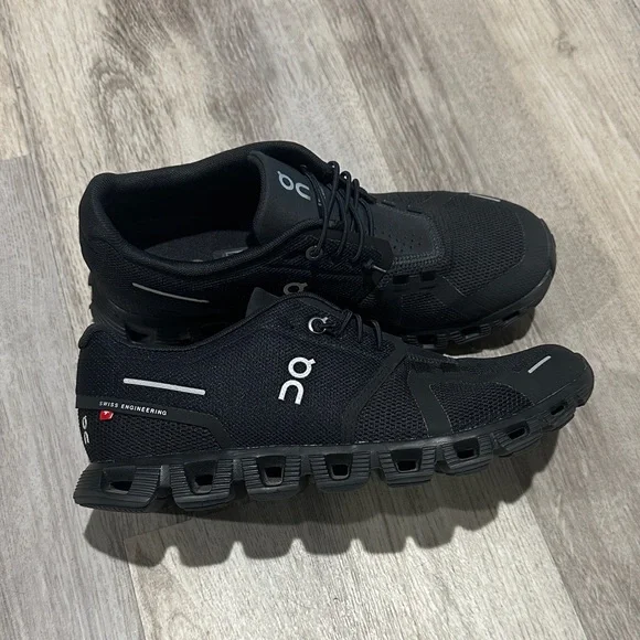 On Running Women's Black Athletic Shoes - Picture 2 of 5